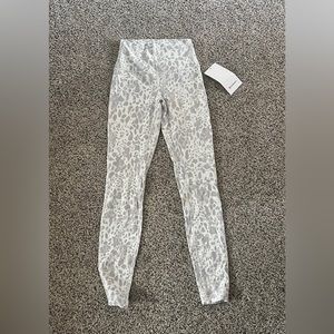 Lululemon 28’ Align HR Leggings